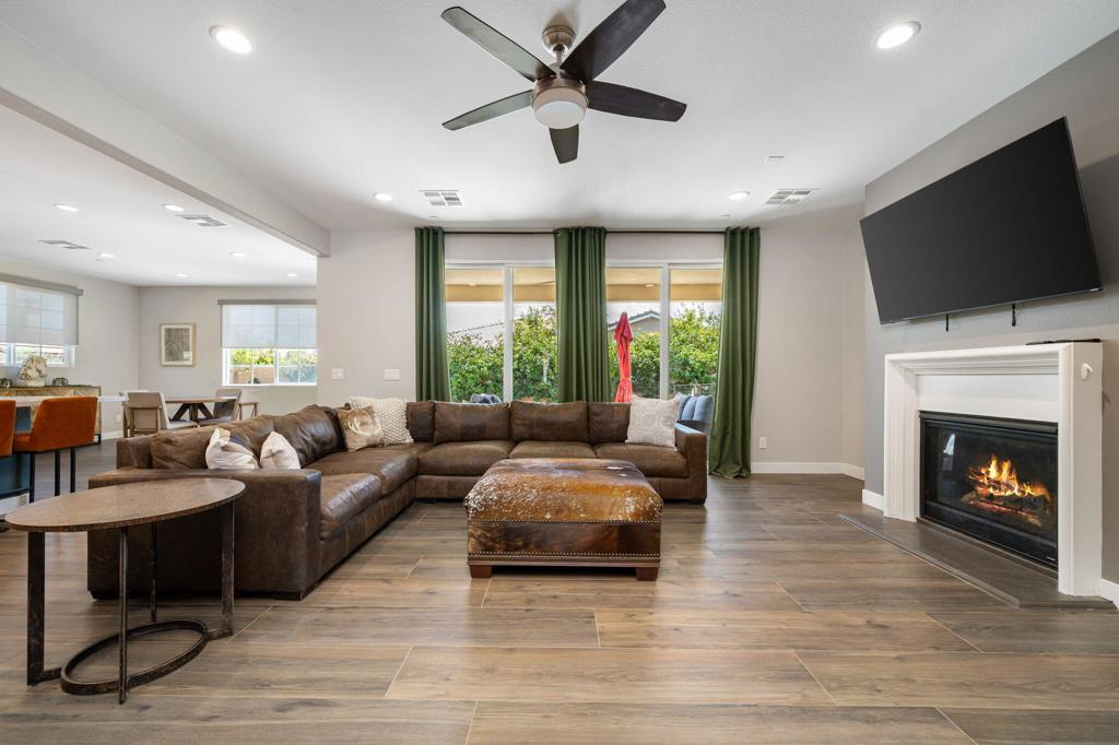 81855 Vida Bella Drive