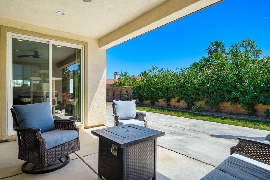 81855 Vida Bella Drive