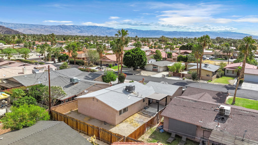 51675 Avenida Rubio
