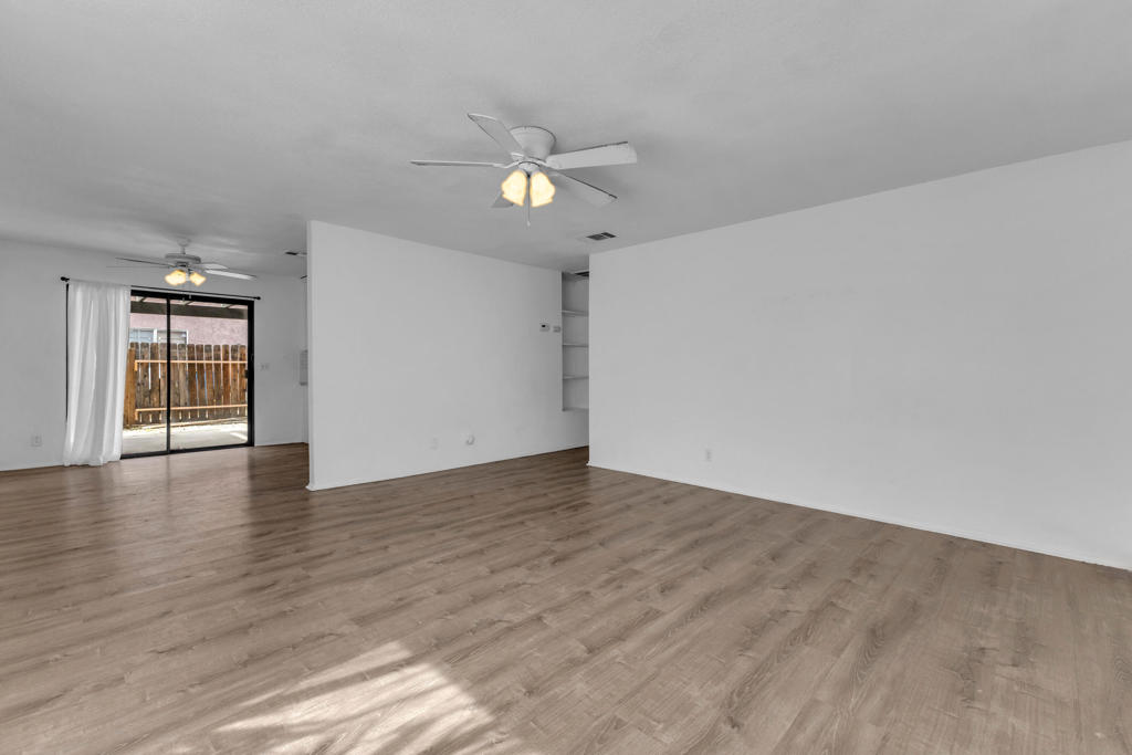 51675 Avenida Rubio