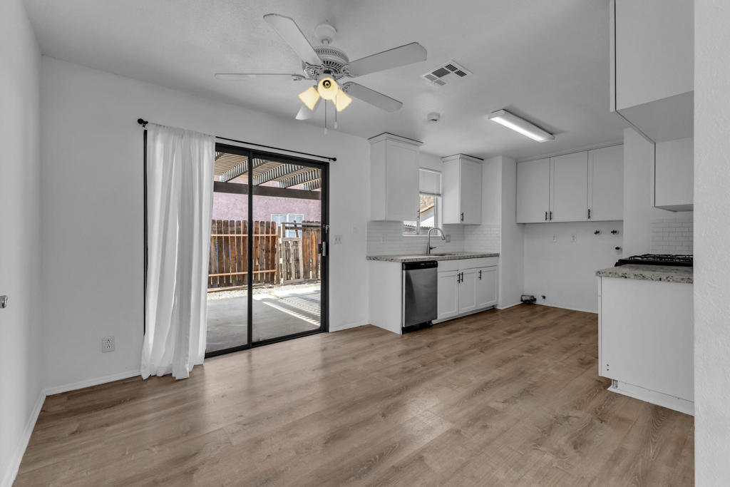 51675 Avenida Rubio