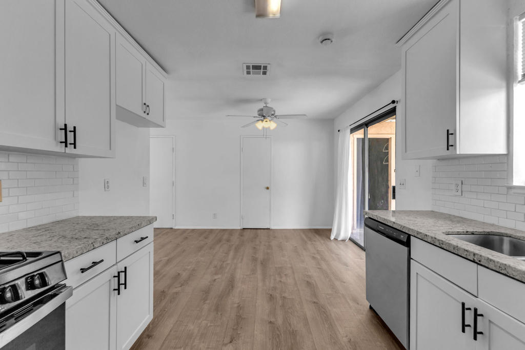 51675 Avenida Rubio