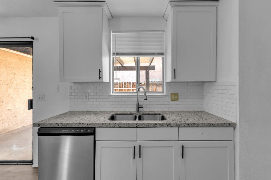 51675 Avenida Rubio