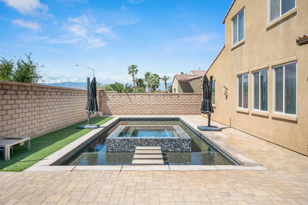 82561 Belfort Court