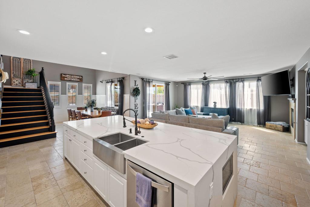 82561 Belfort Court