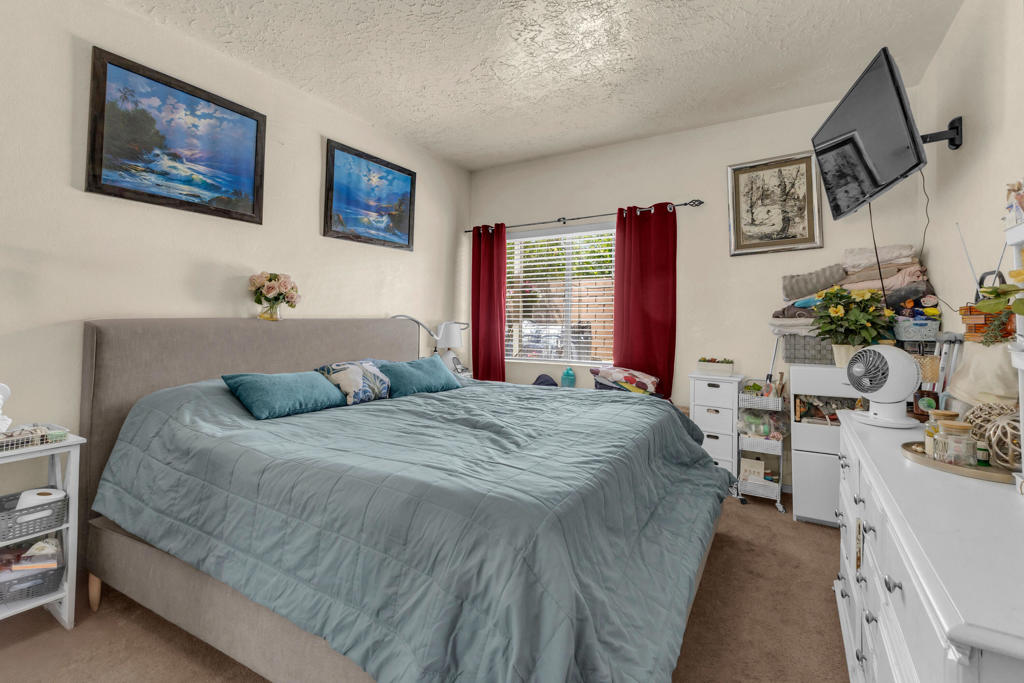 32957 Pueblo Trail