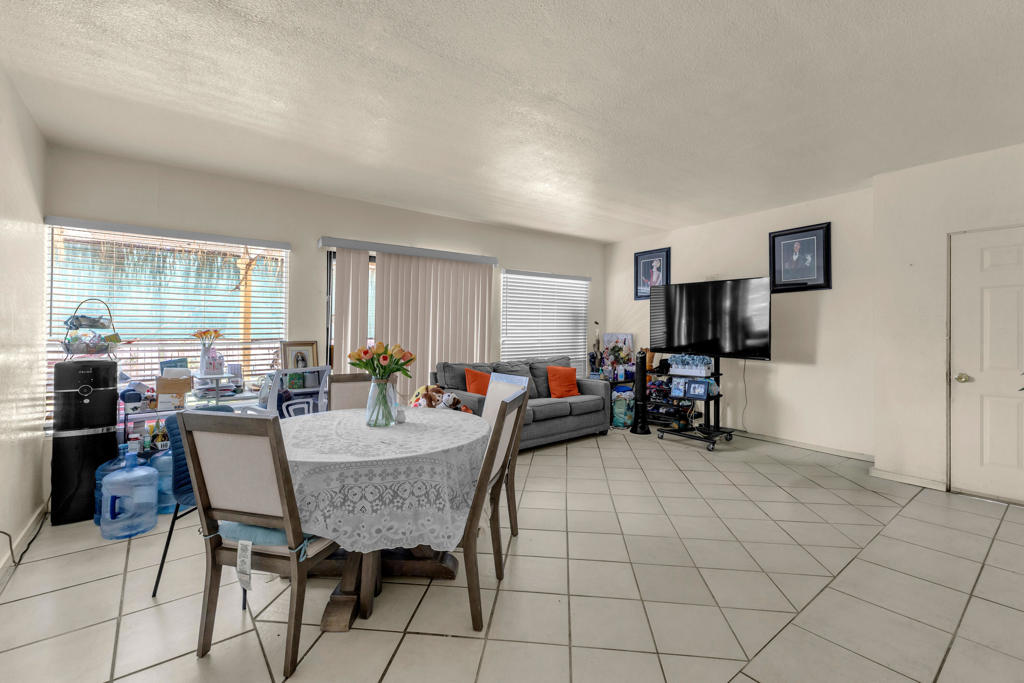 32957 Pueblo Trail