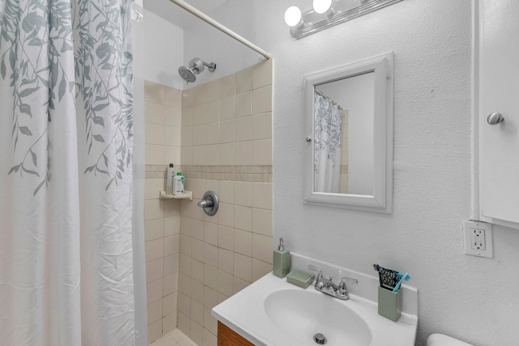 32957 Pueblo Trail