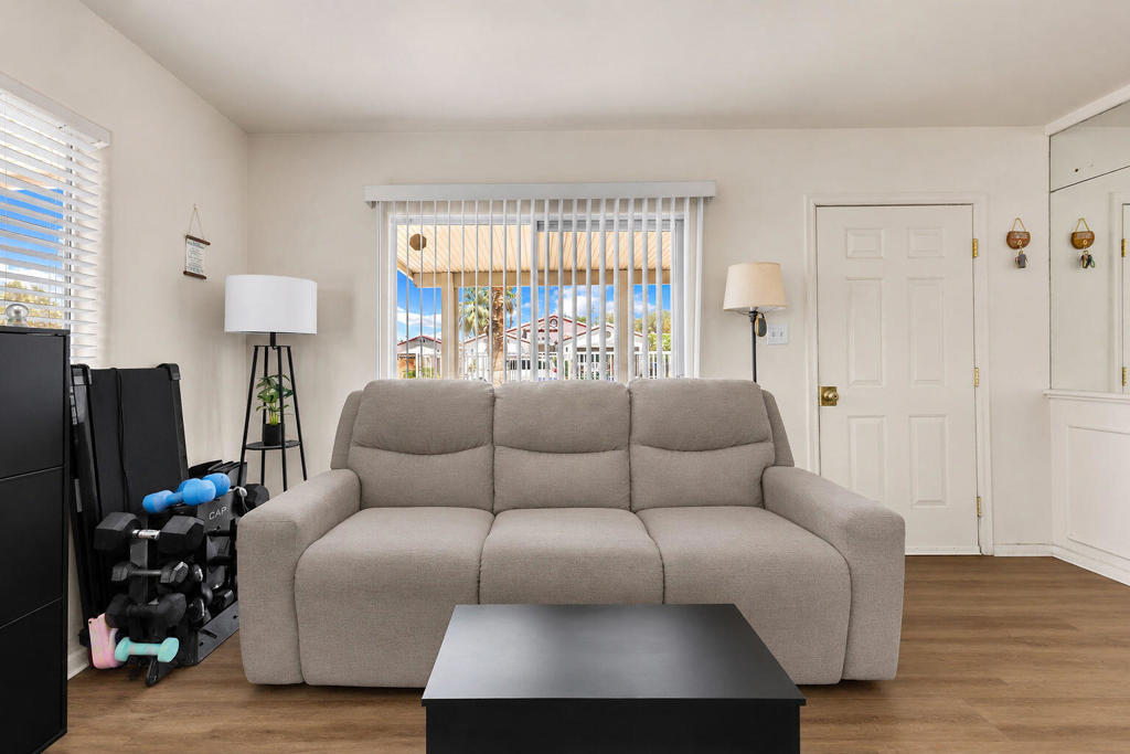 32957 Pueblo Trail