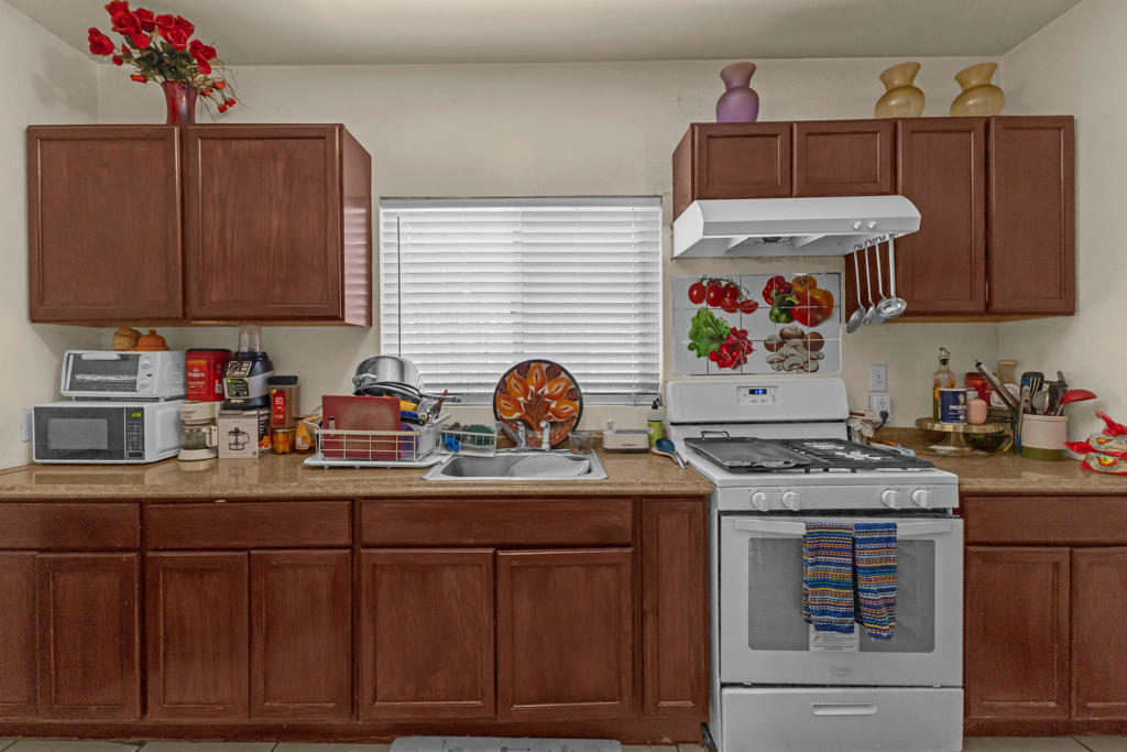 32957 Pueblo Trail