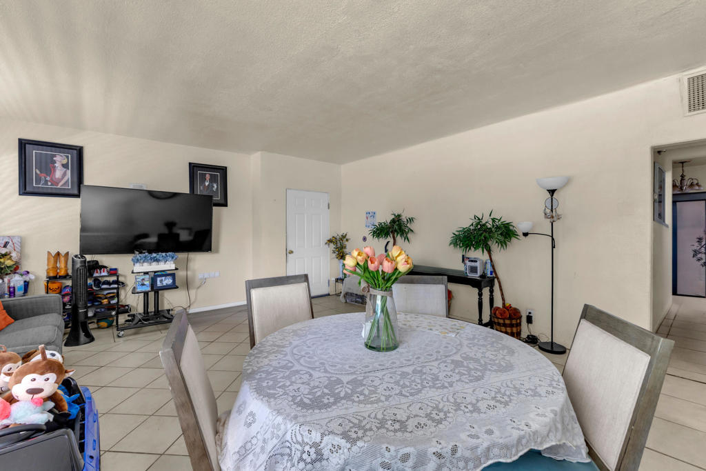 32957 Pueblo Trail