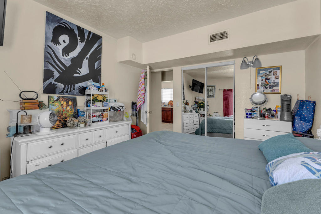 32957 Pueblo Trail