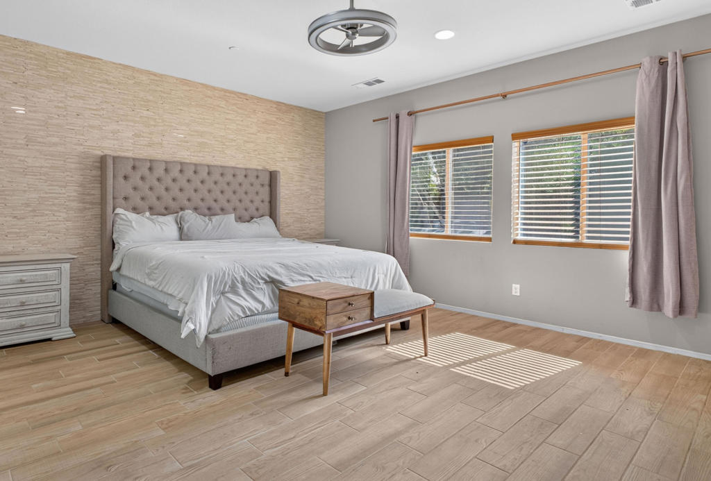 42820 Gazapo Court