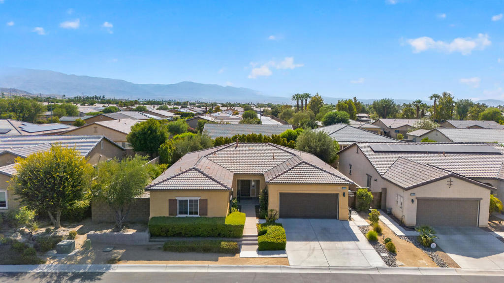 42820 Gazapo Court