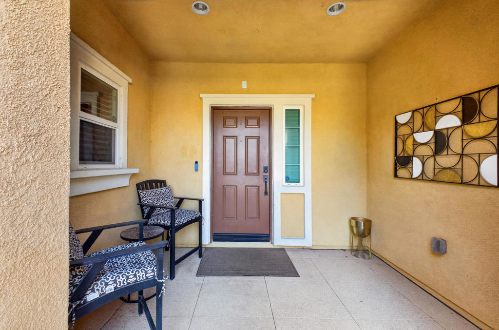 42820 Gazapo Court
