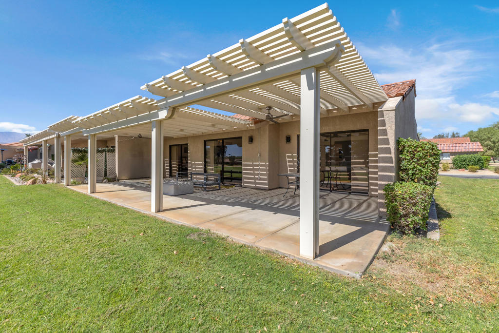 40432 Bay Hill Way