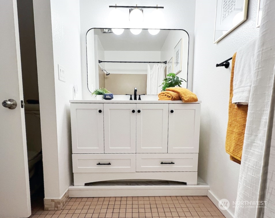 2510 W Bertona Street Unit: 212