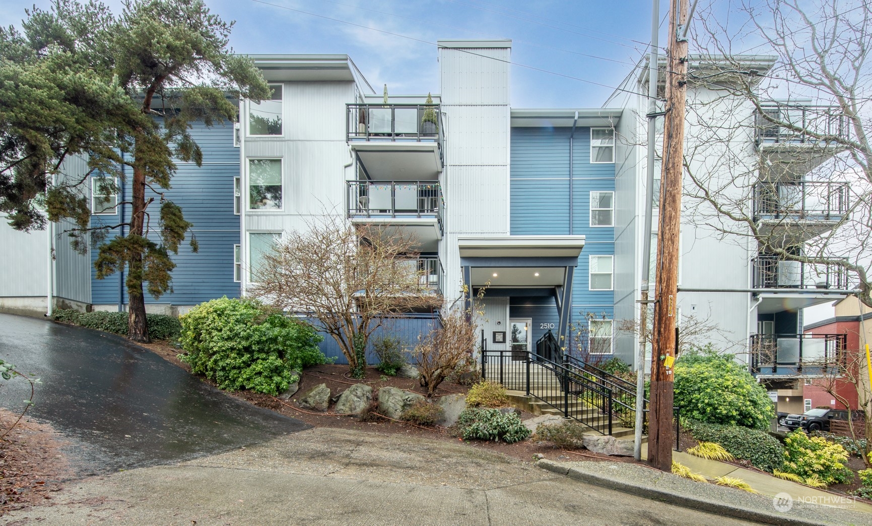 2510 W Bertona Street Unit: 212