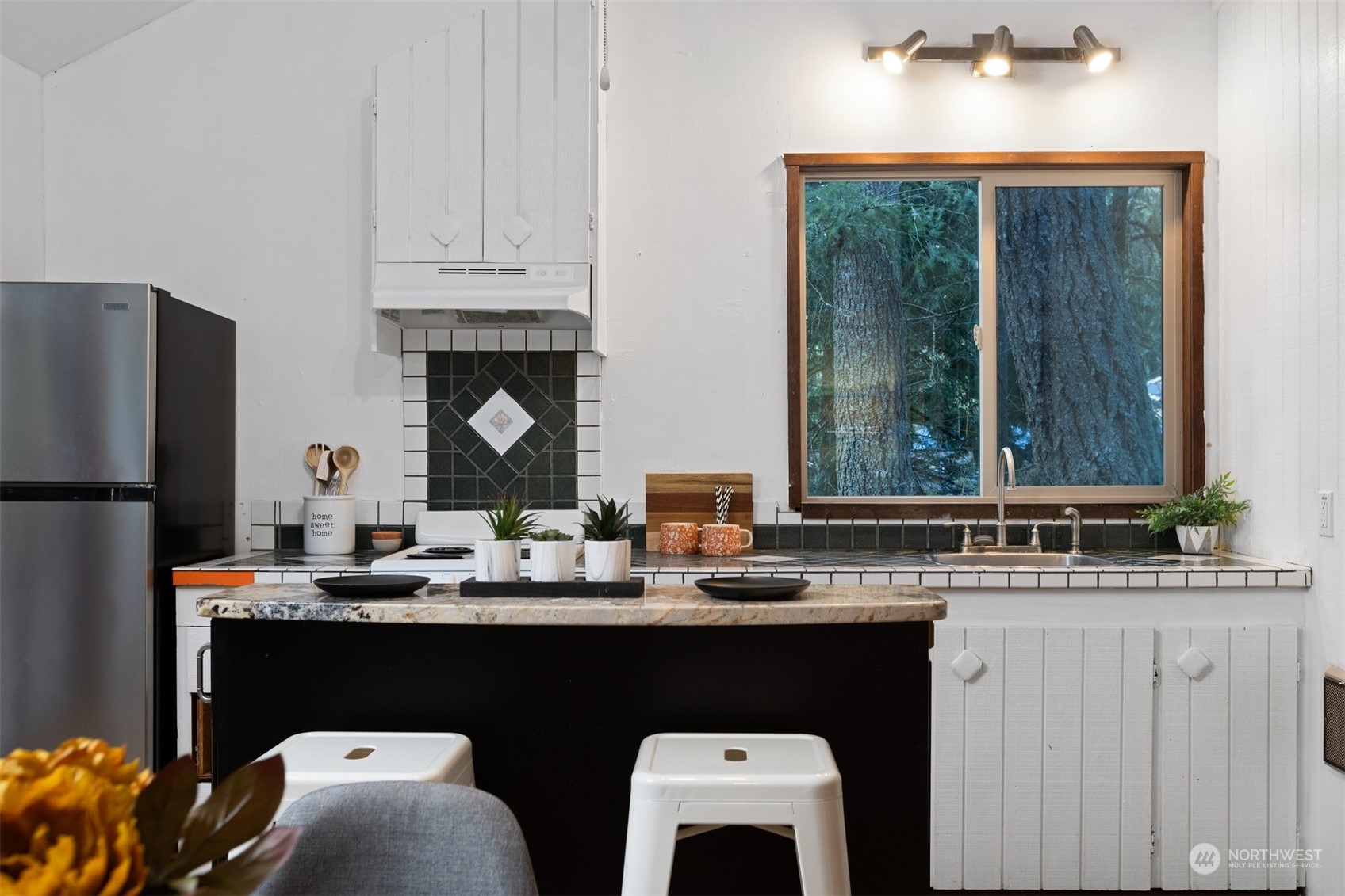 16 Sandalwood Circle