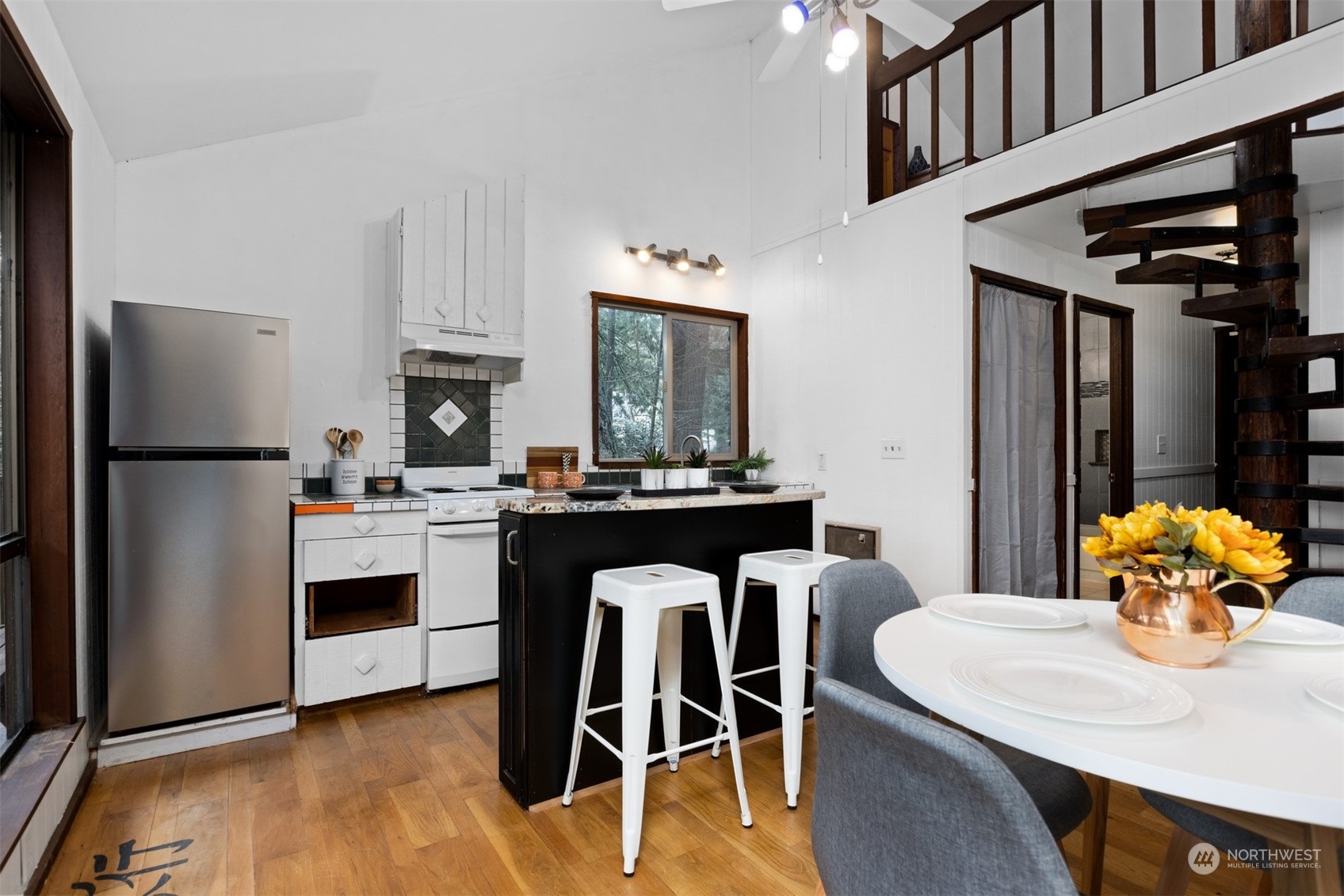 16 Sandalwood Circle