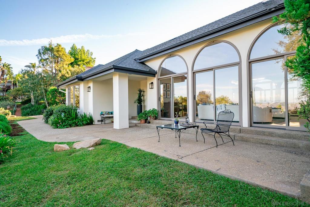 377 Rancho Camino