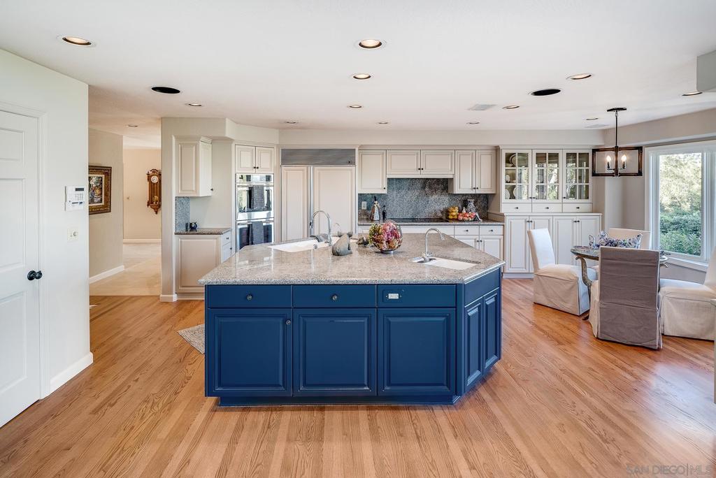 377 Rancho Camino