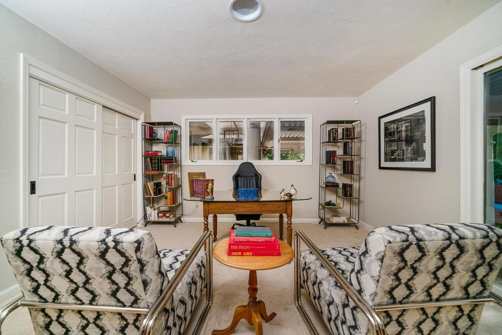 377 Rancho Camino