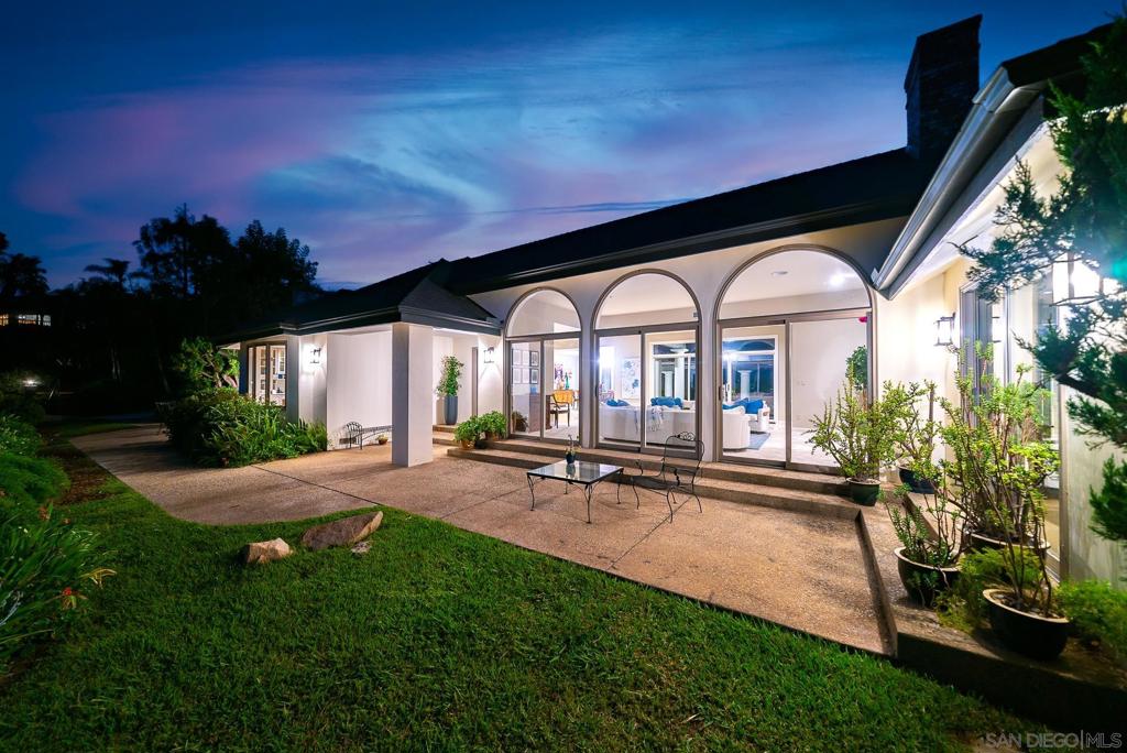 377 Rancho Camino