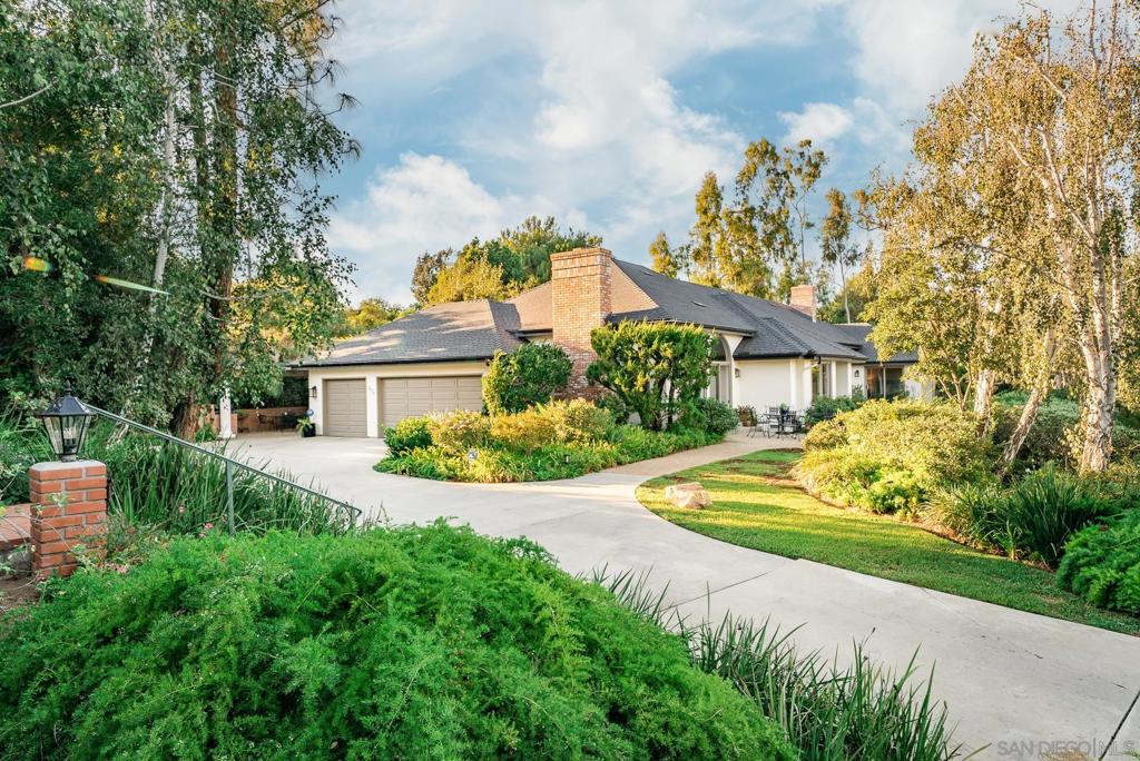 377 Rancho Camino