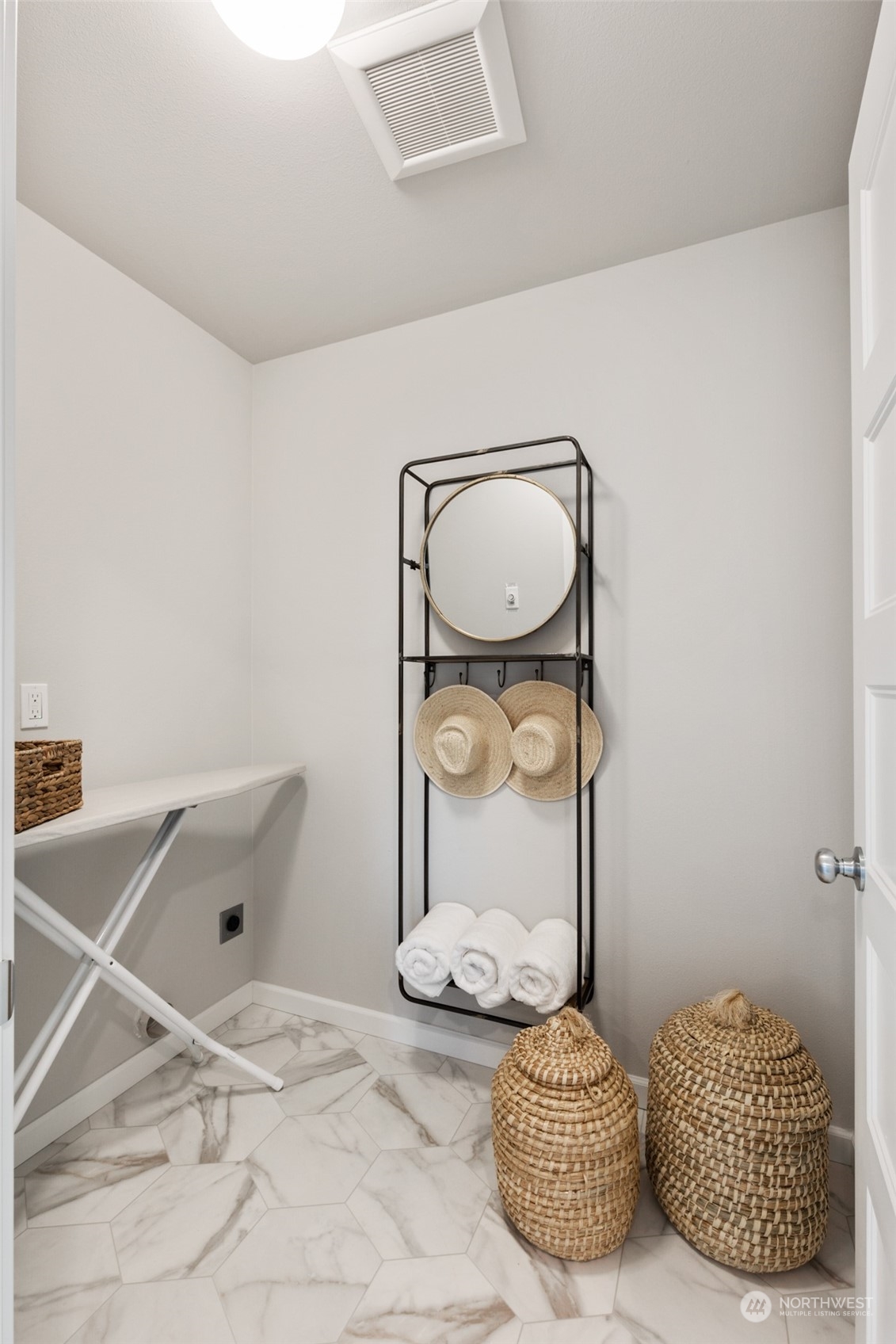 16420 8th Avenue E Unit: 18