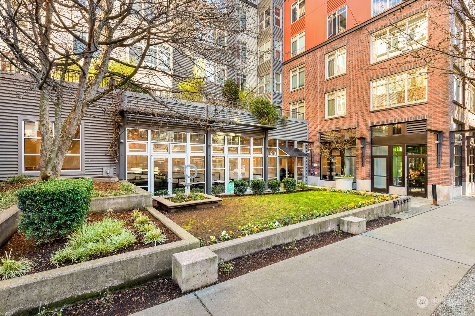 1610 Belmont Avenue Unit: 512