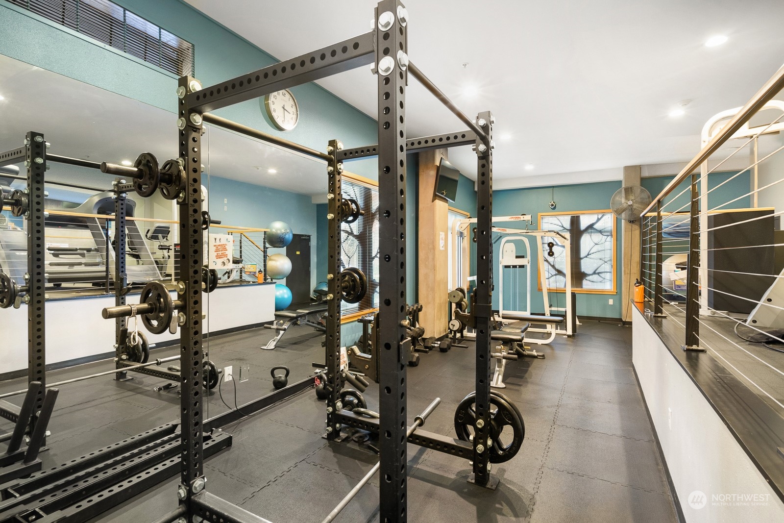 1610 Belmont Avenue Unit: 512