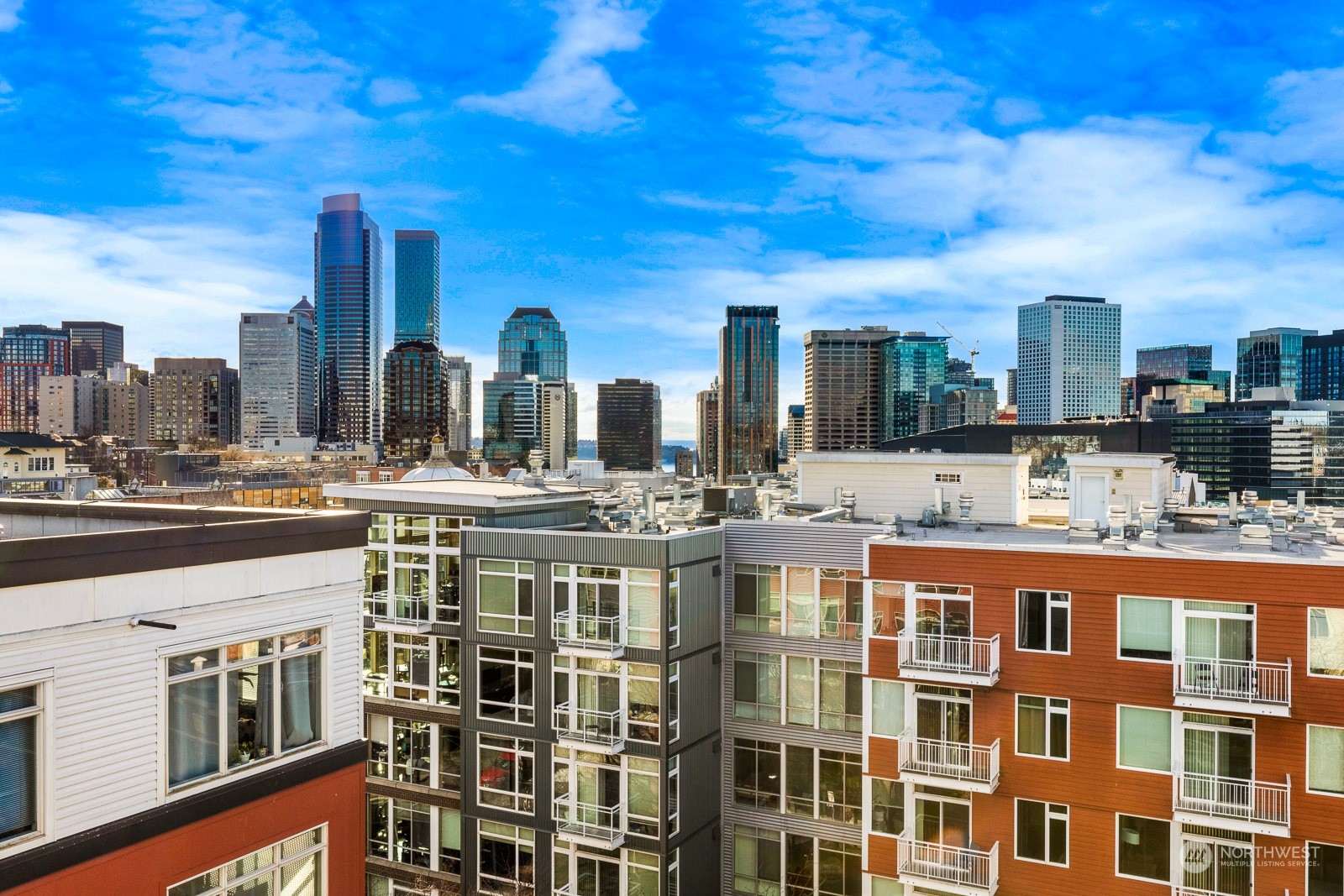 1610 Belmont Avenue Unit: 512