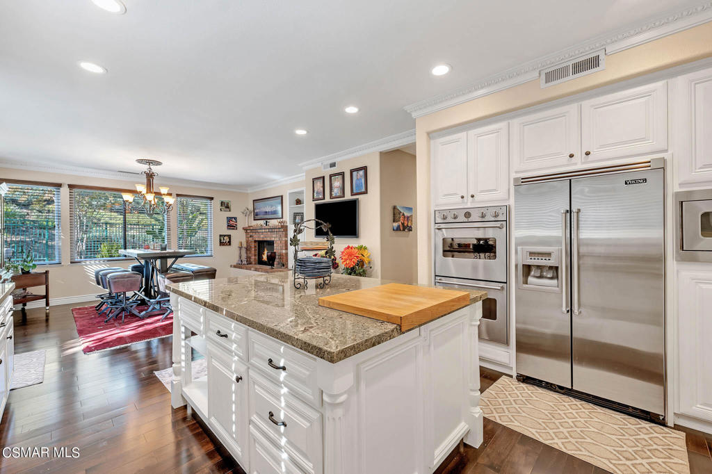 543 Granite Hills Street