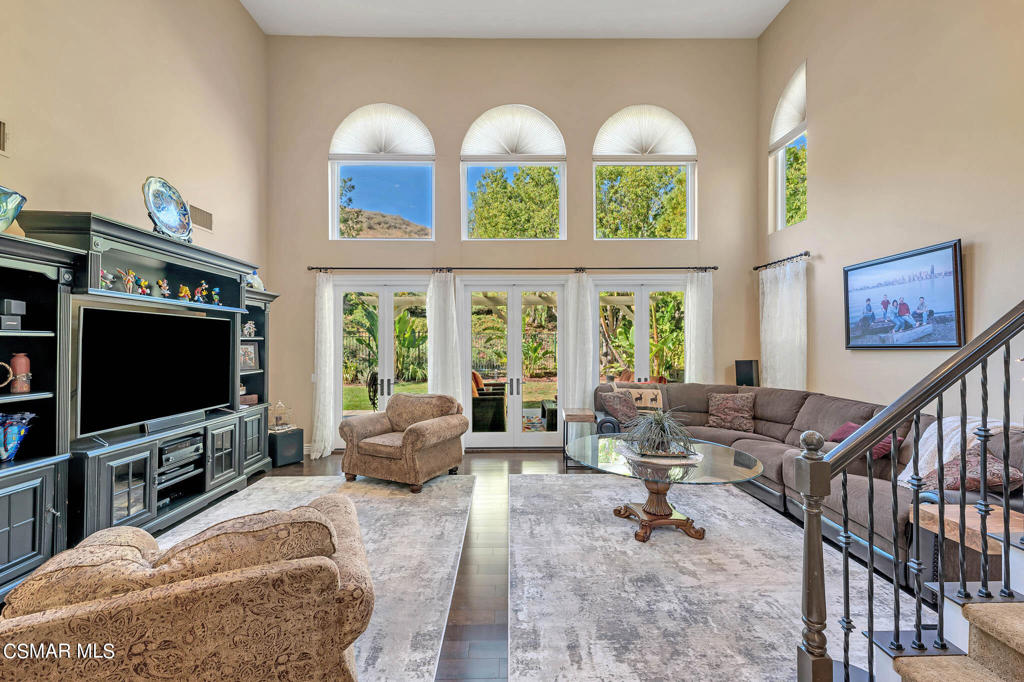 543 Granite Hills Street