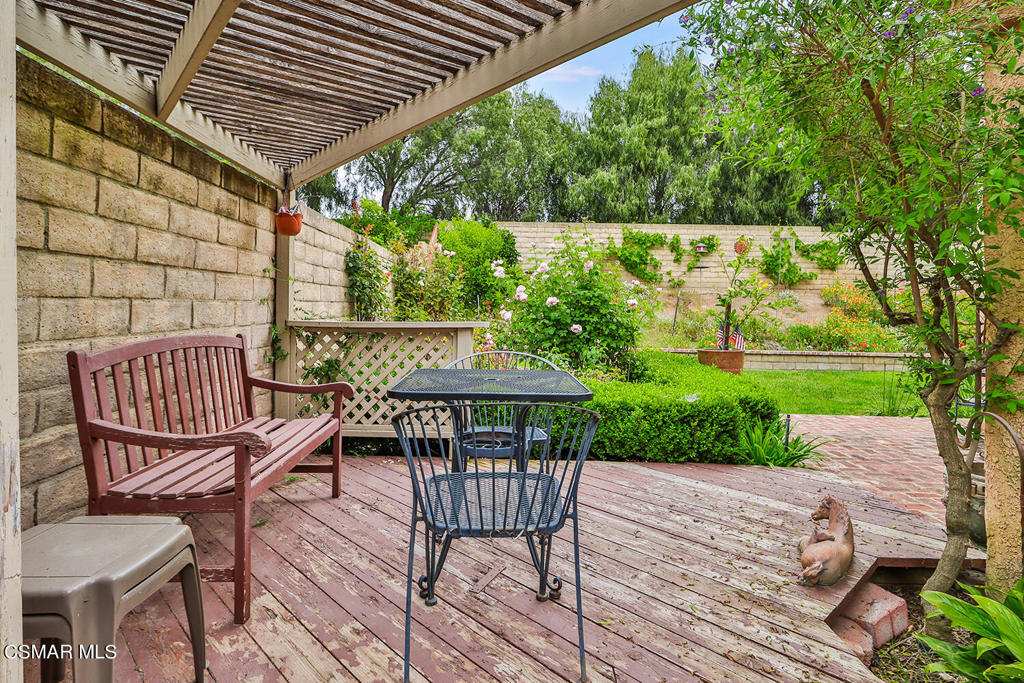 7176 University Drive