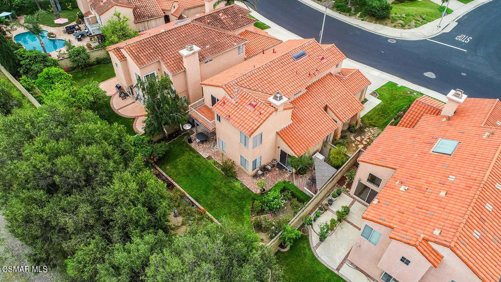 7176 University Drive