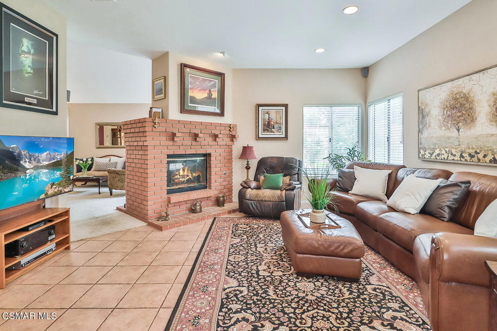 7176 University Drive