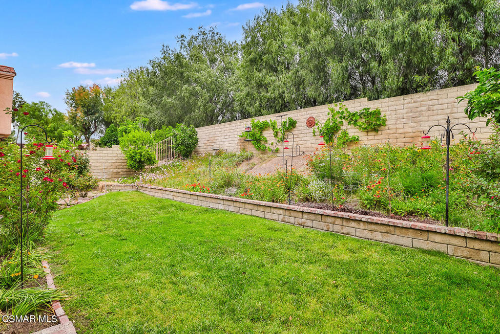 7176 University Drive