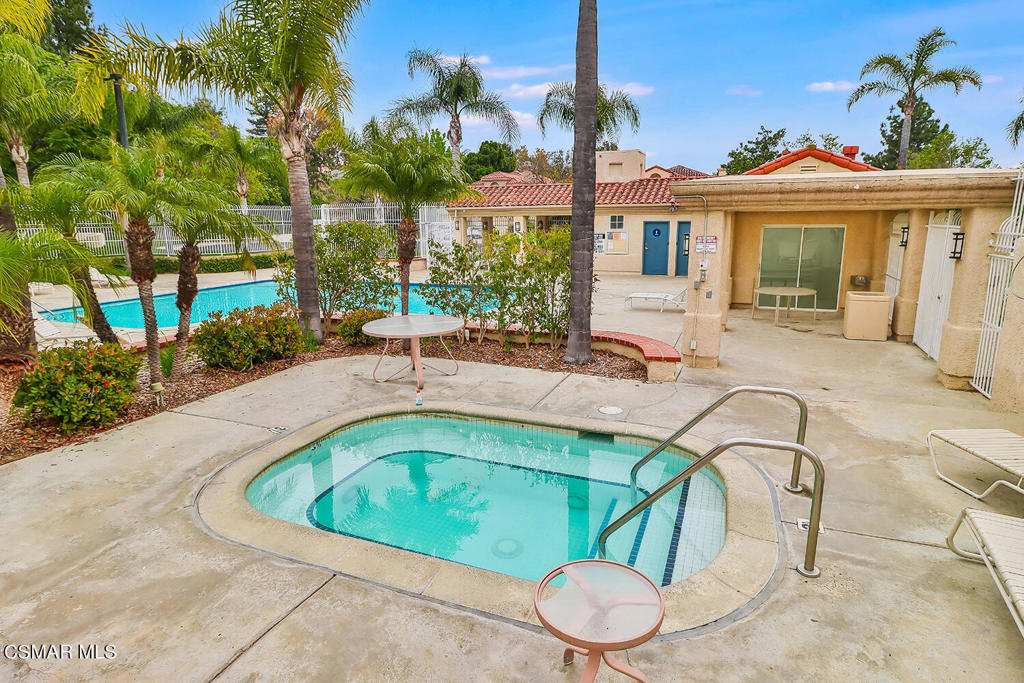 7176 University Drive