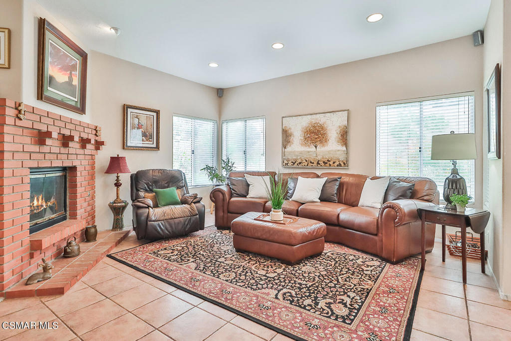 7176 University Drive