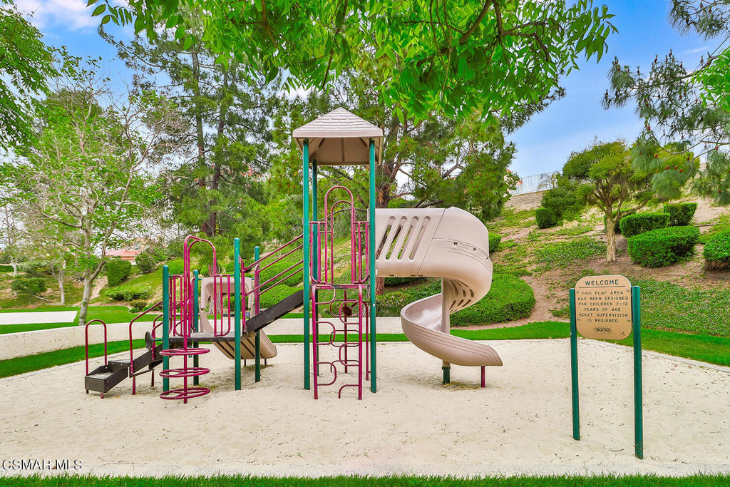 7176 University Drive