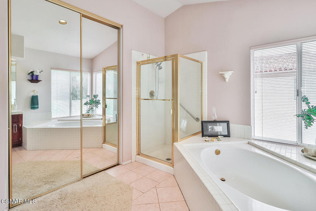 7176 University Drive