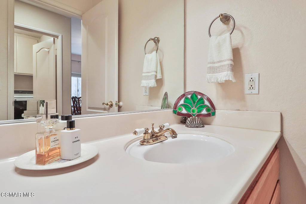 7176 University Drive