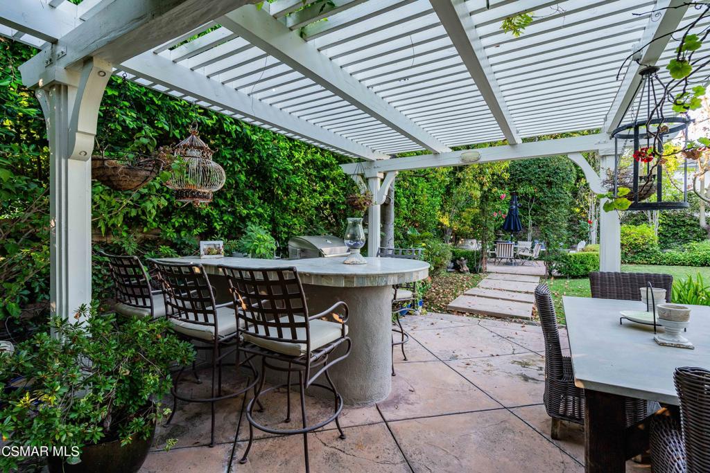 24263 Abbeywood Drive