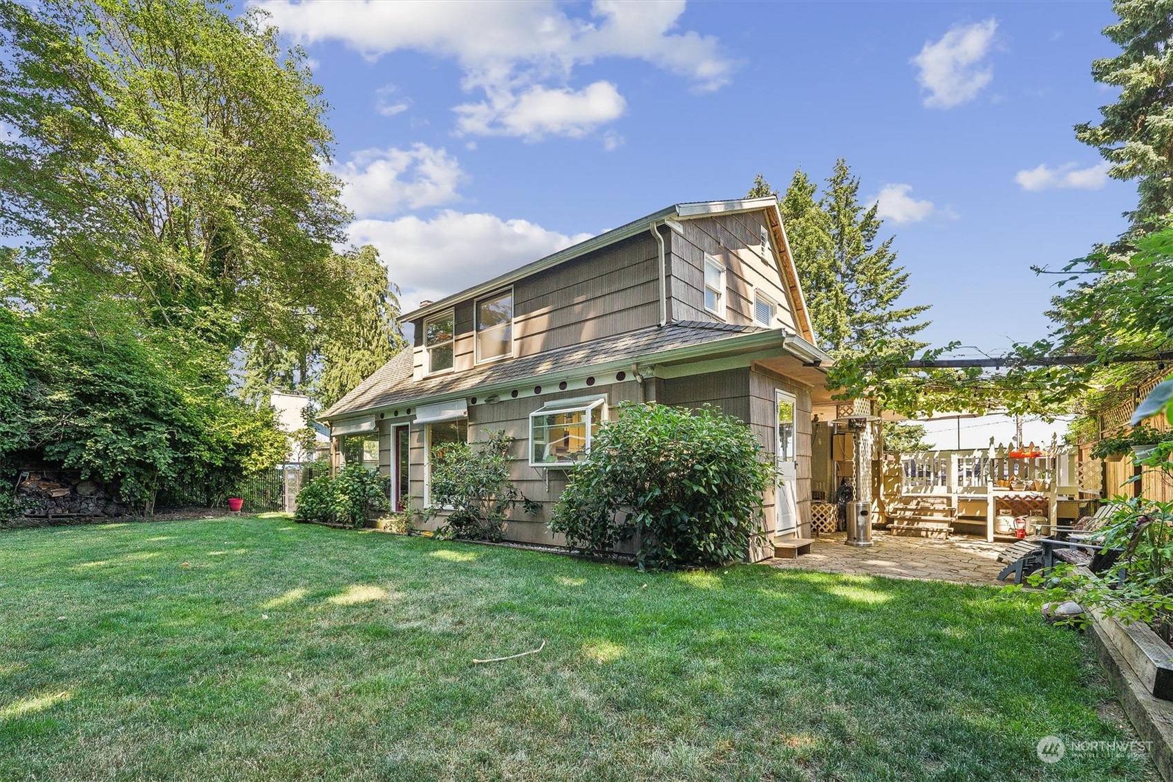 2469 N Lafayette Avenue