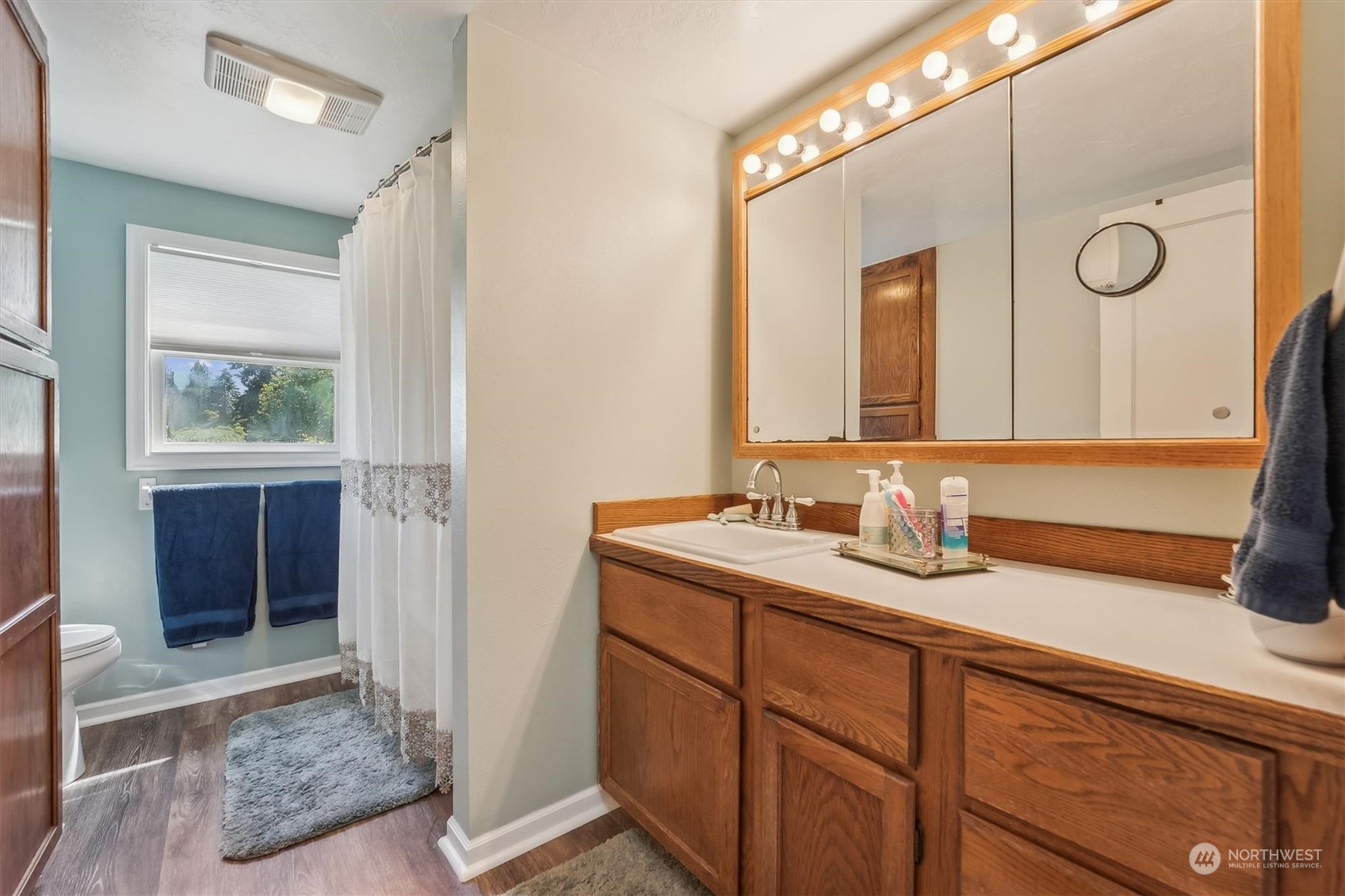 2469 N Lafayette Avenue