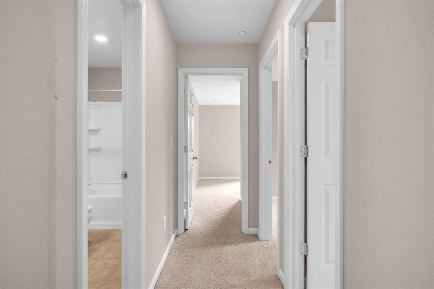 5439 Duck Walk Way