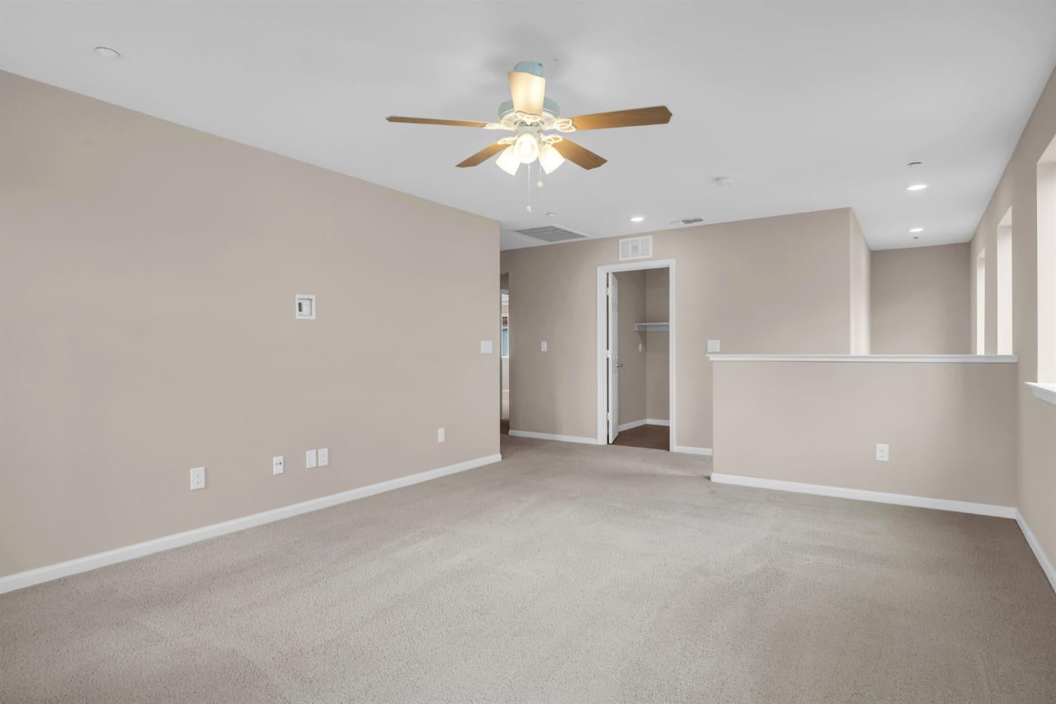 5439 Duck Walk Way