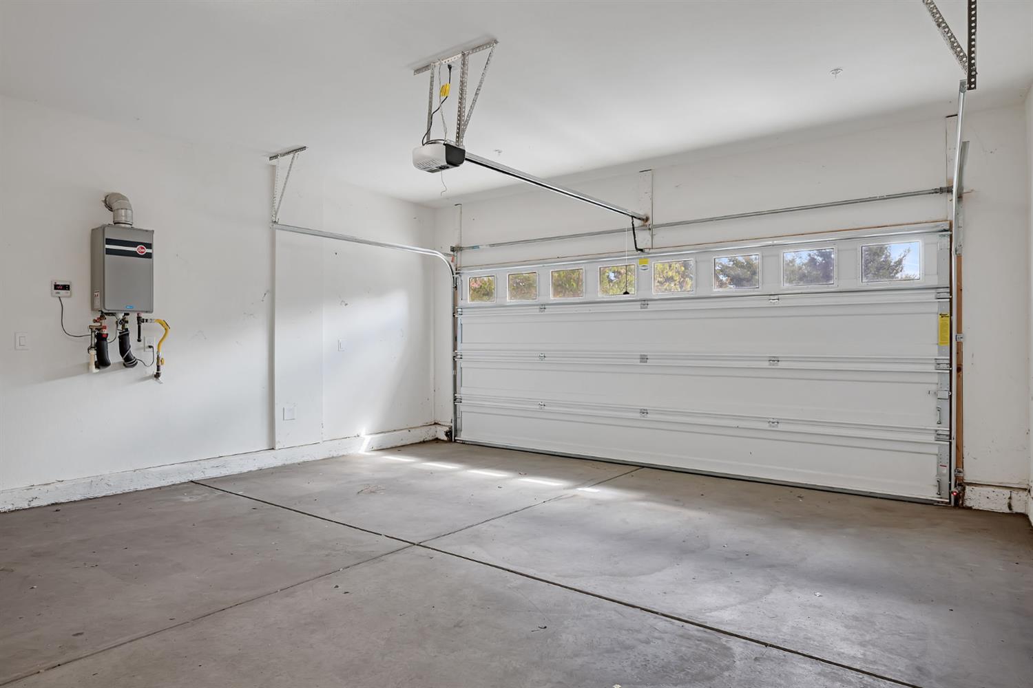 5439 Duck Walk Way